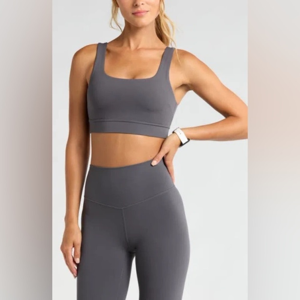 ZELLA Luxe Lite Squared Up Sports Bra ❤️NWT❤️IN STORES❤️